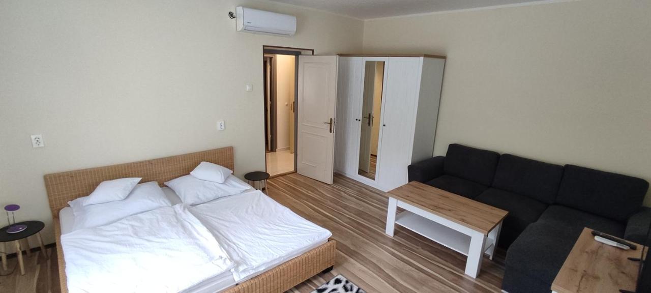 Ferienwohnung Lila Füge Apartman Balatonfüred Exterior foto
