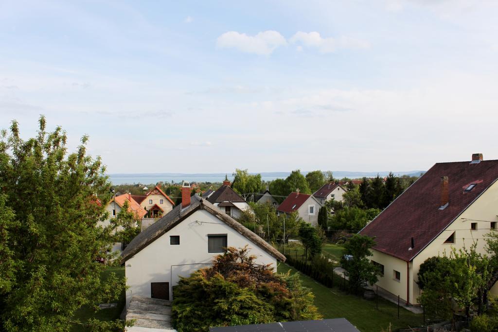 Ferienwohnung Lila Füge Apartman Balatonfüred Exterior foto