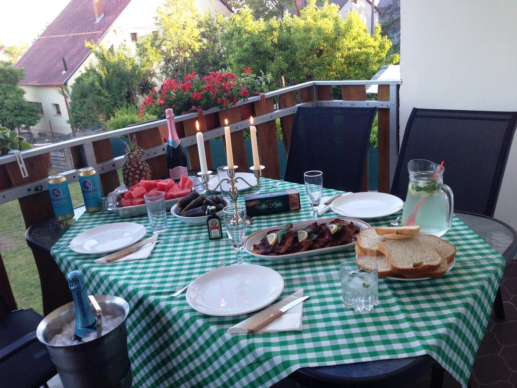 Ferienwohnung Lila Füge Apartman Balatonfüred Exterior foto